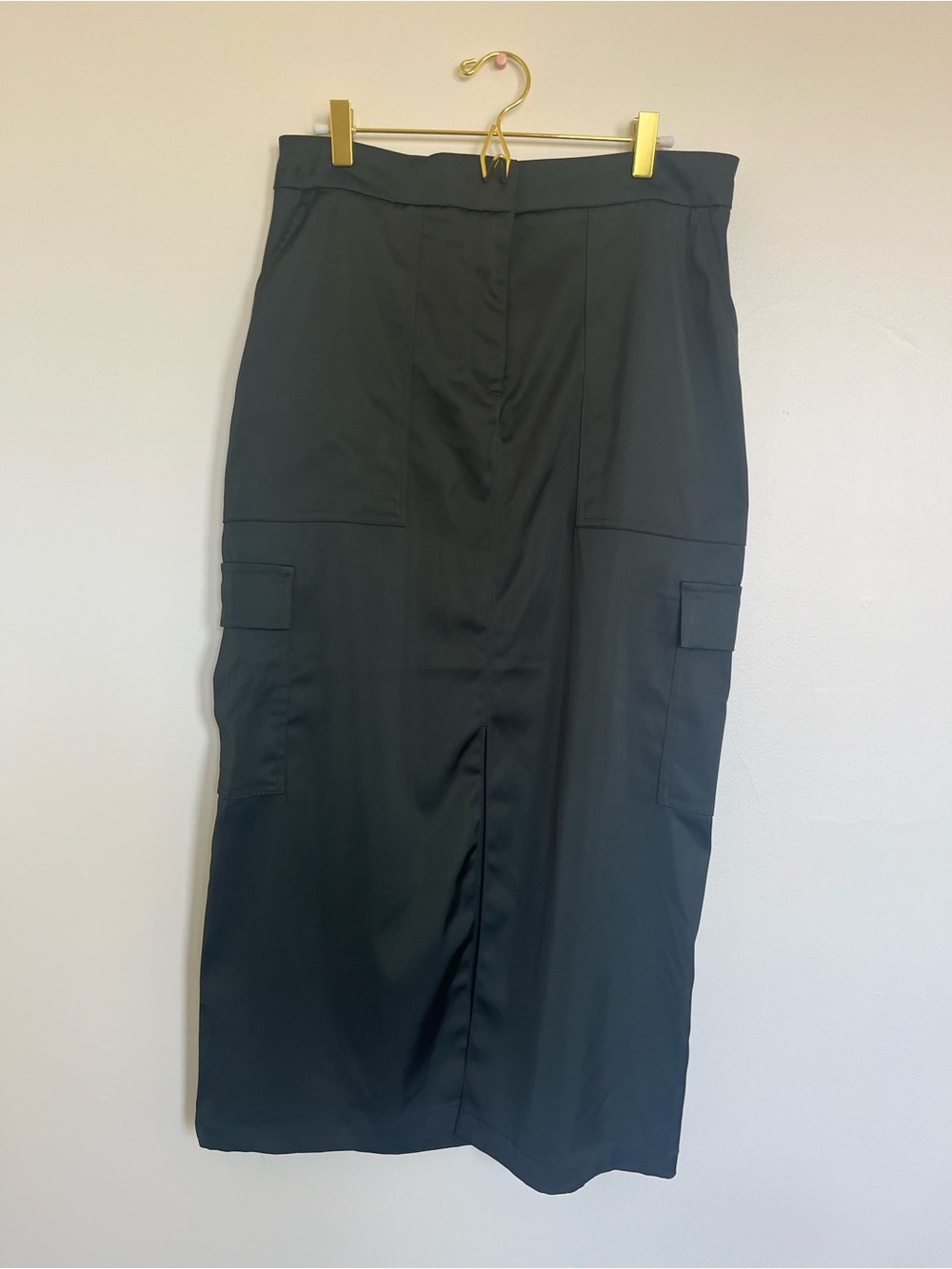House of Harlow 1960 Black Midi Cargo Skirt